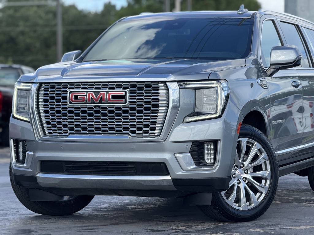 2023 GMC Yukon Image 6