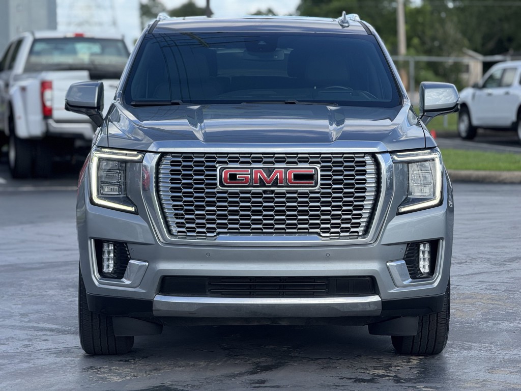 2023 GMC Yukon Image 8