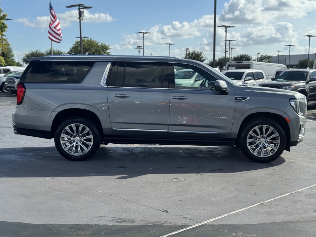 2023 GMC Yukon Image 14