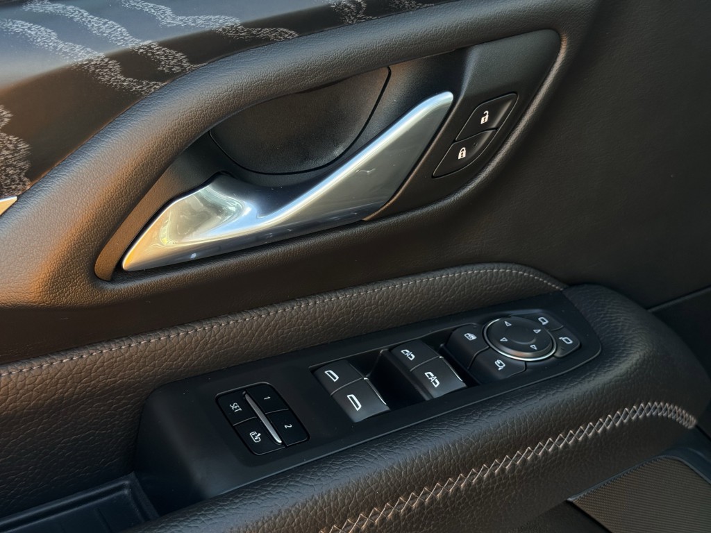 2023 GMC Yukon Image 27
