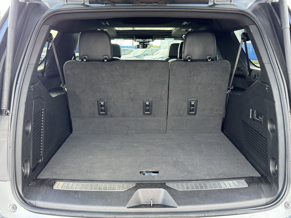 2023 GMC Yukon Image 36