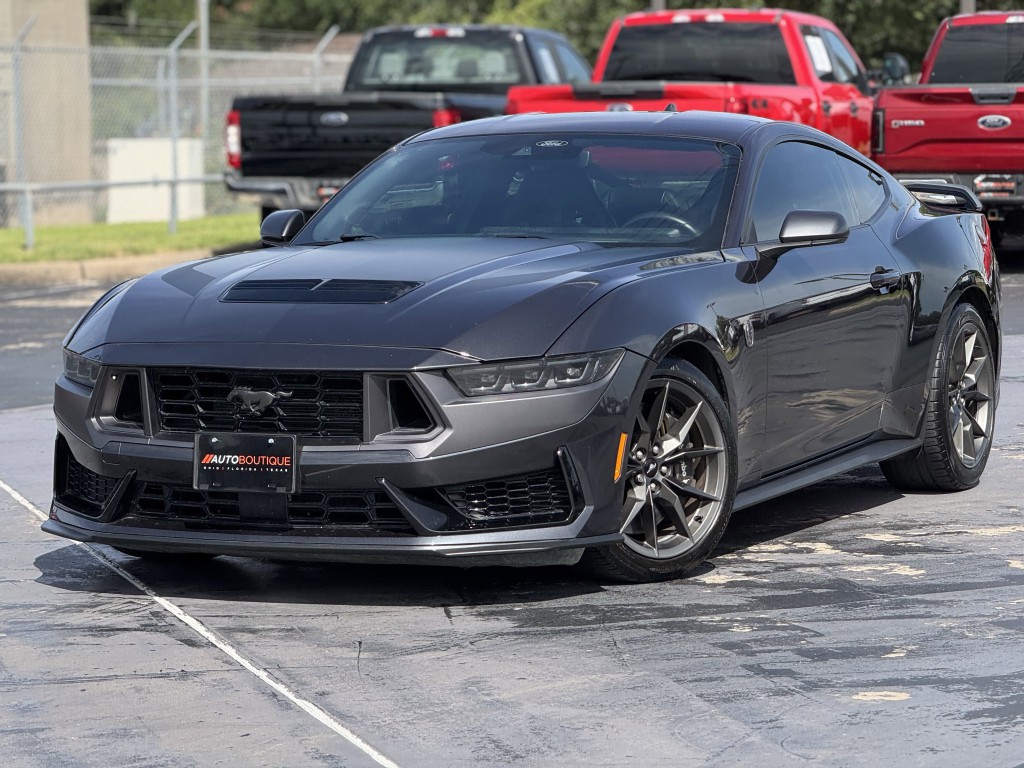 2024 Ford Mustang Image 5