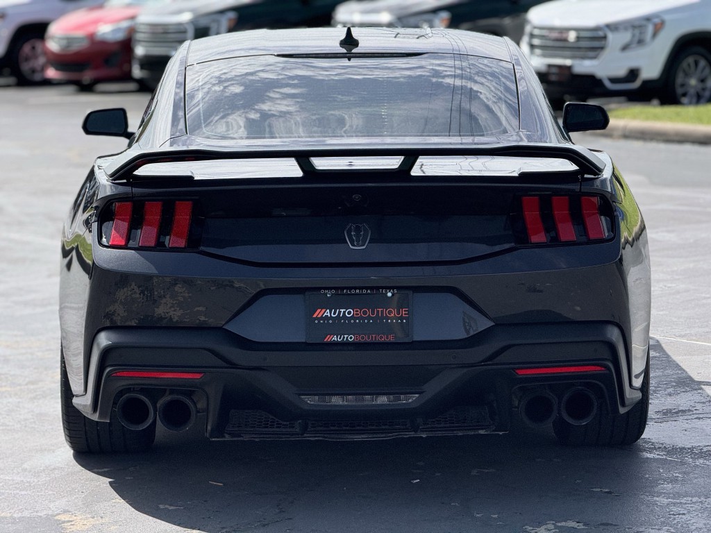2024 Ford Mustang Image 9