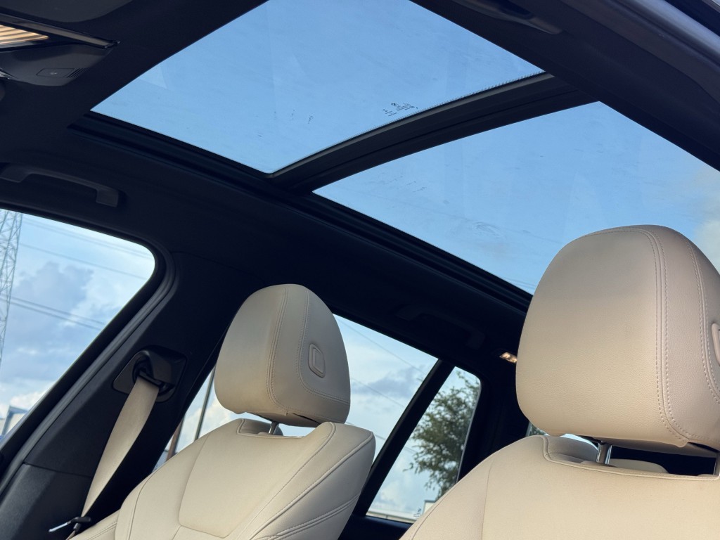 2021 BMW X3 Image 25