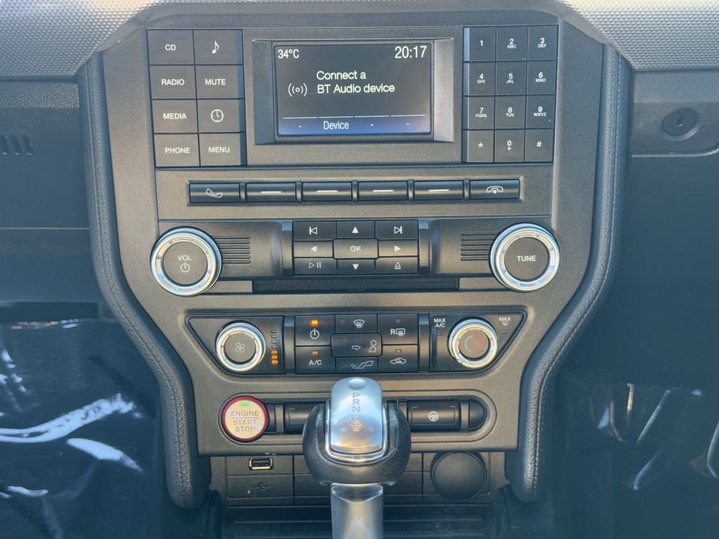 2018 Ford Mustang Image 19