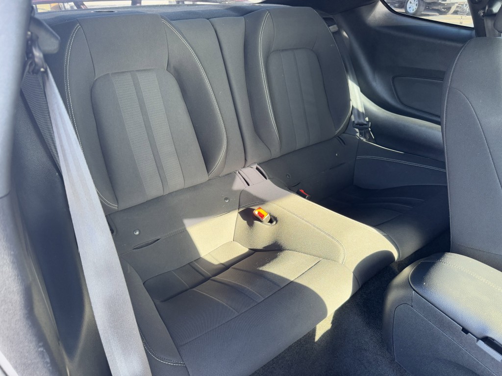 2018 Ford Mustang Image 25