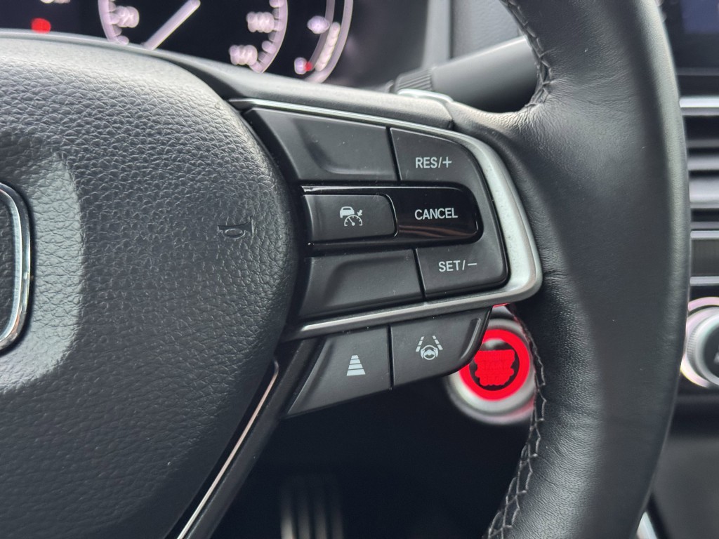 2022 Honda Accord Image 16