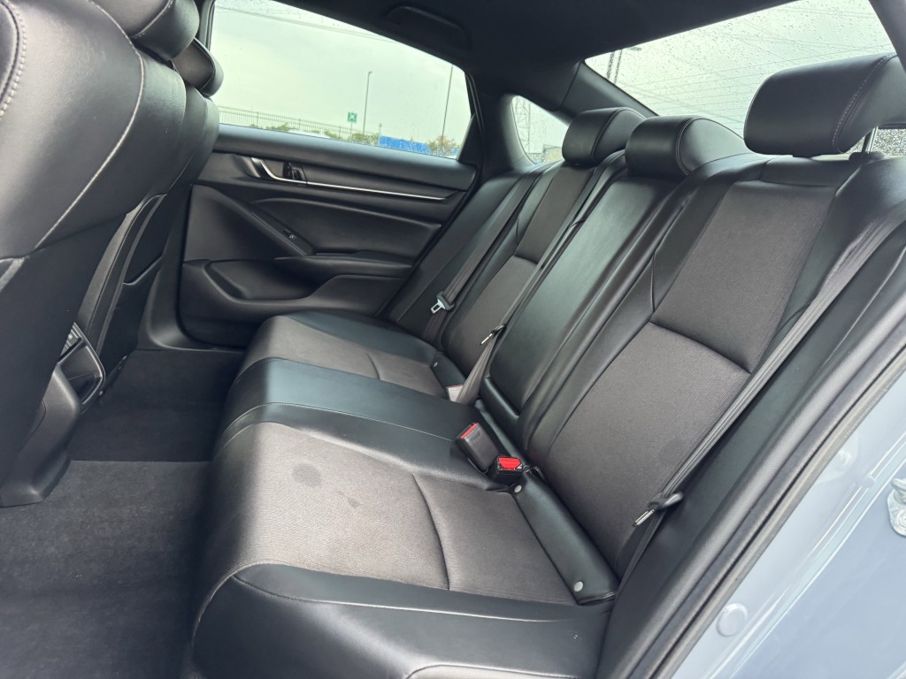 2022 Honda Accord Image 24
