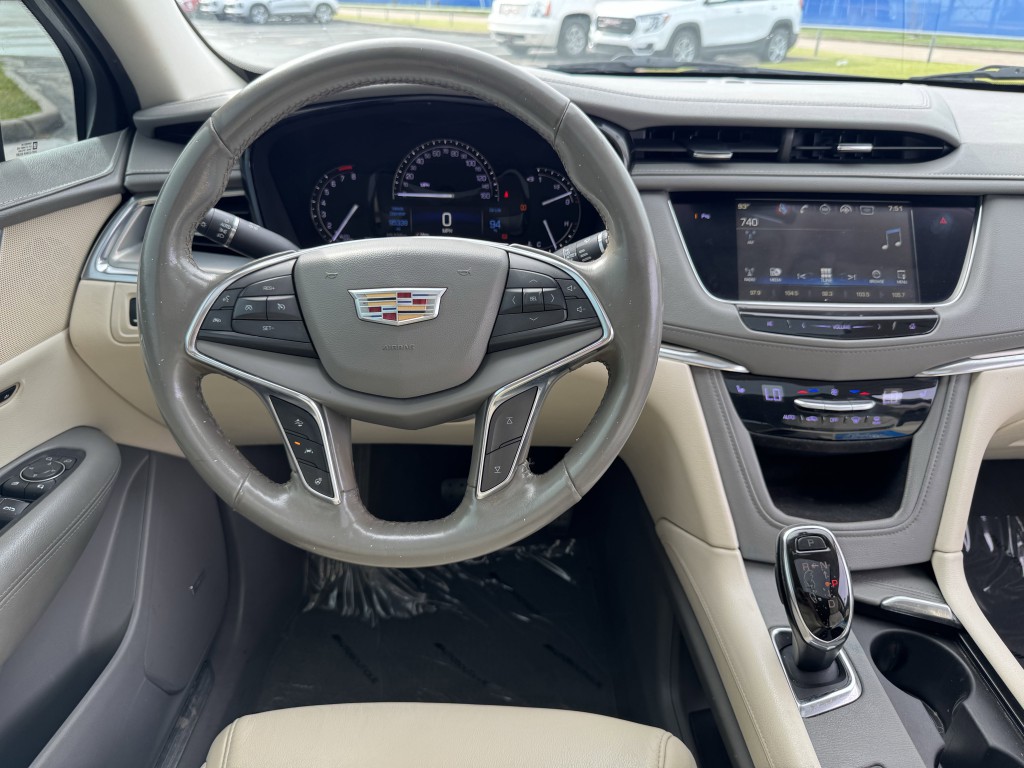 2018 Cadillac XT5 Image 13