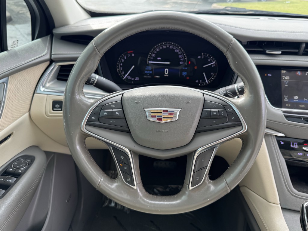 2018 Cadillac XT5 Image 14