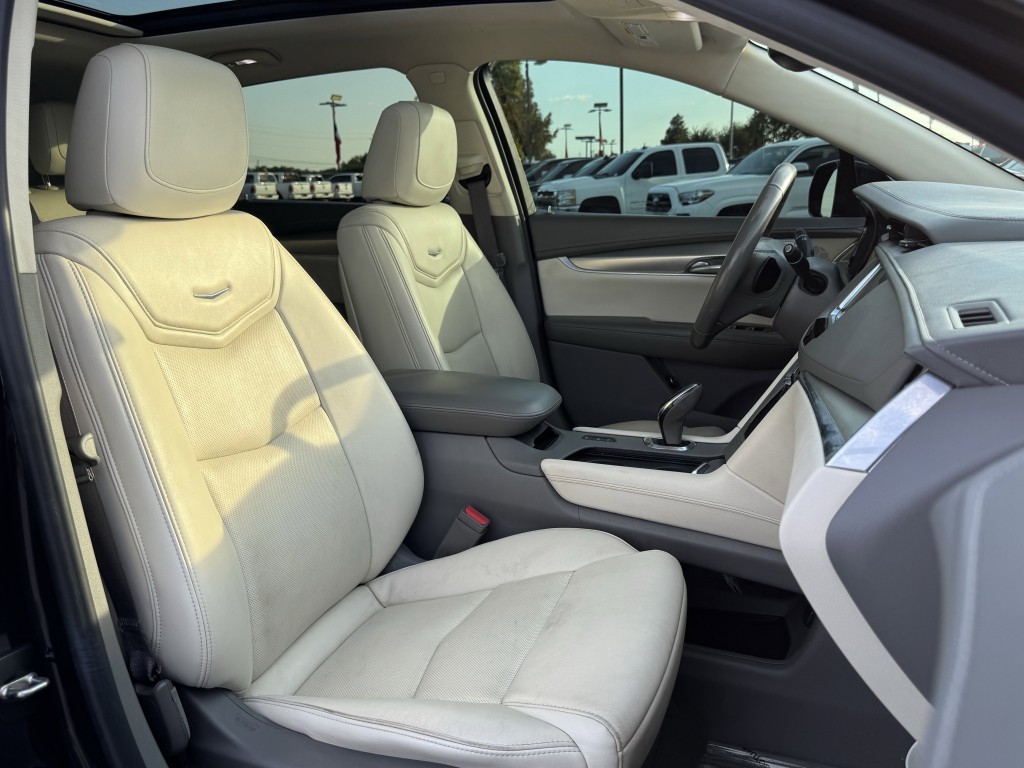 2018 Cadillac XT5 Image 23