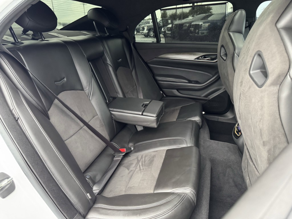 2019 Cadillac CTS Image 35