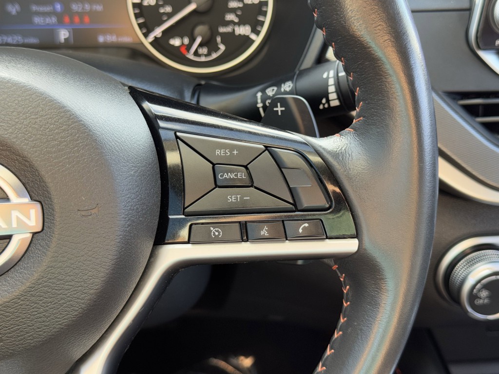 2023 Nissan Altima Image 17