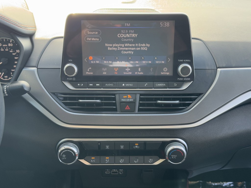 2023 Nissan Altima Image 19