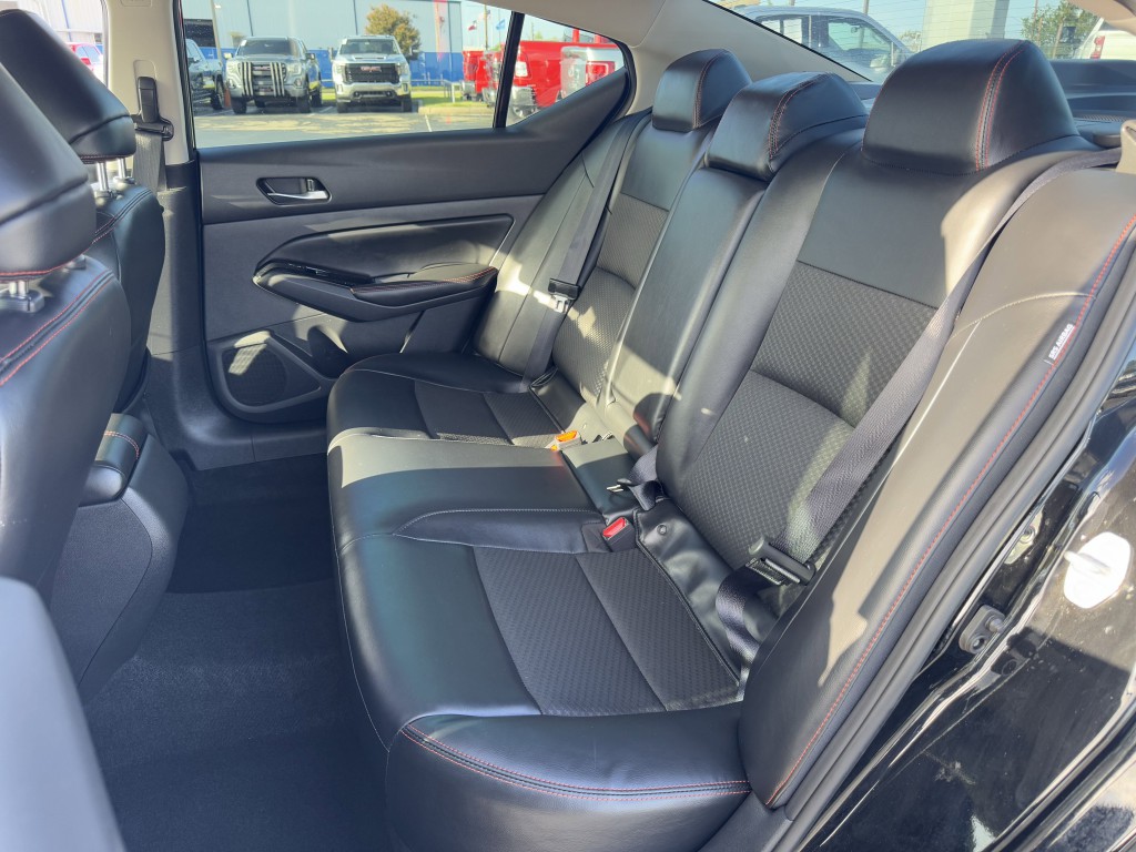 2023 Nissan Altima Image 27