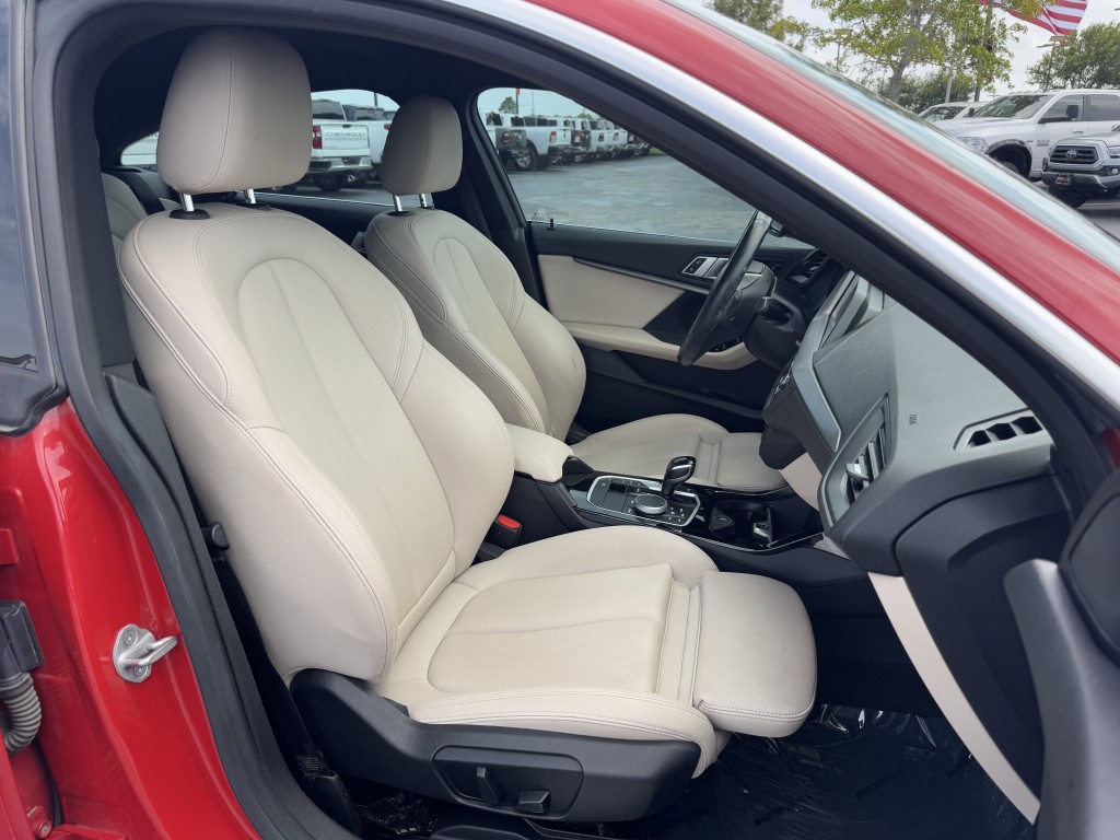 2021 BMW 2 Series Image 22