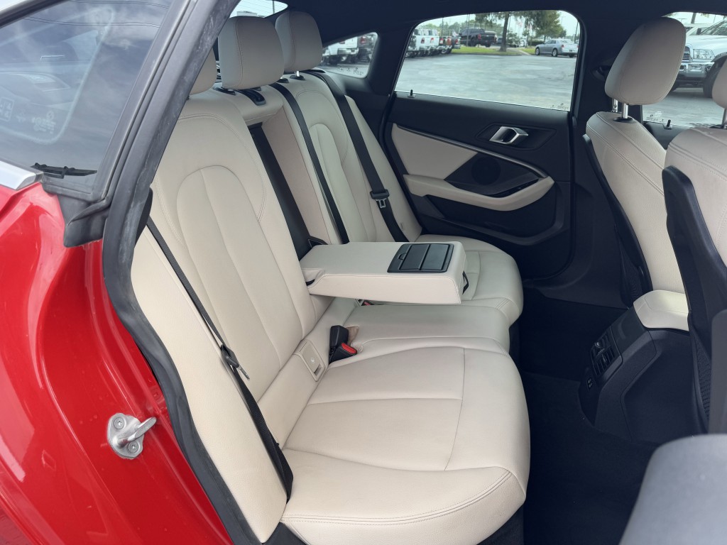 2021 BMW 2 Series Image 23