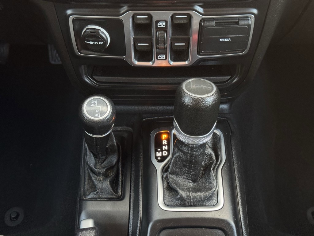 2020 Jeep Gladiator Image 15
