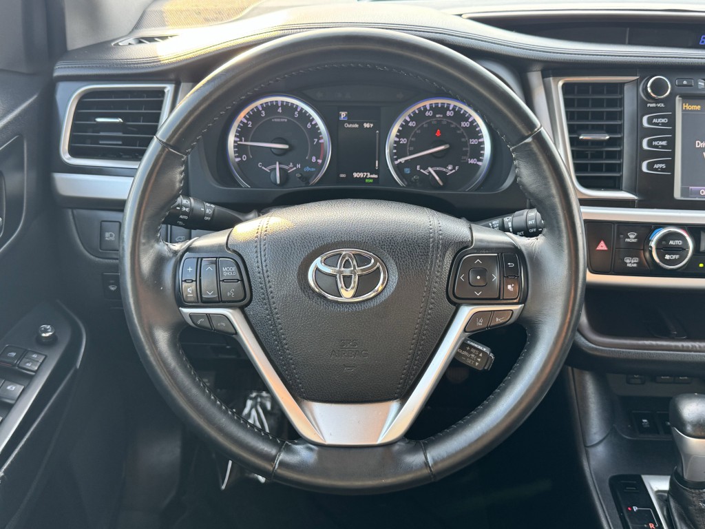 2019 Toyota Highlander Image 15
