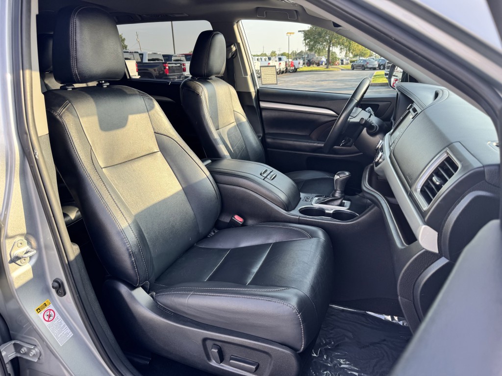 2019 Toyota Highlander Image 26