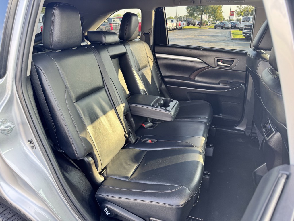 2019 Toyota Highlander Image 27