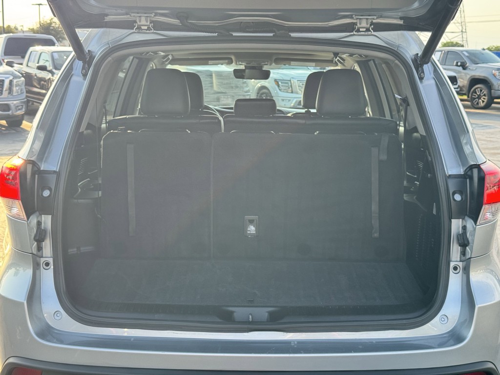 2019 Toyota Highlander Image 31