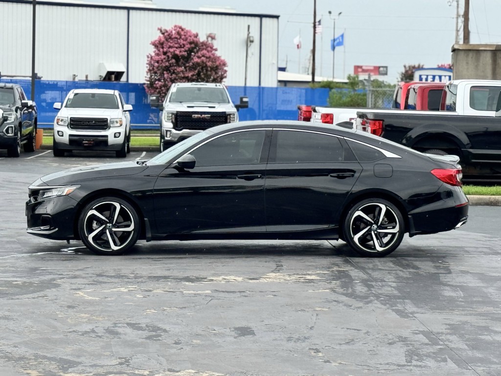 2022 Honda Accord Image 8