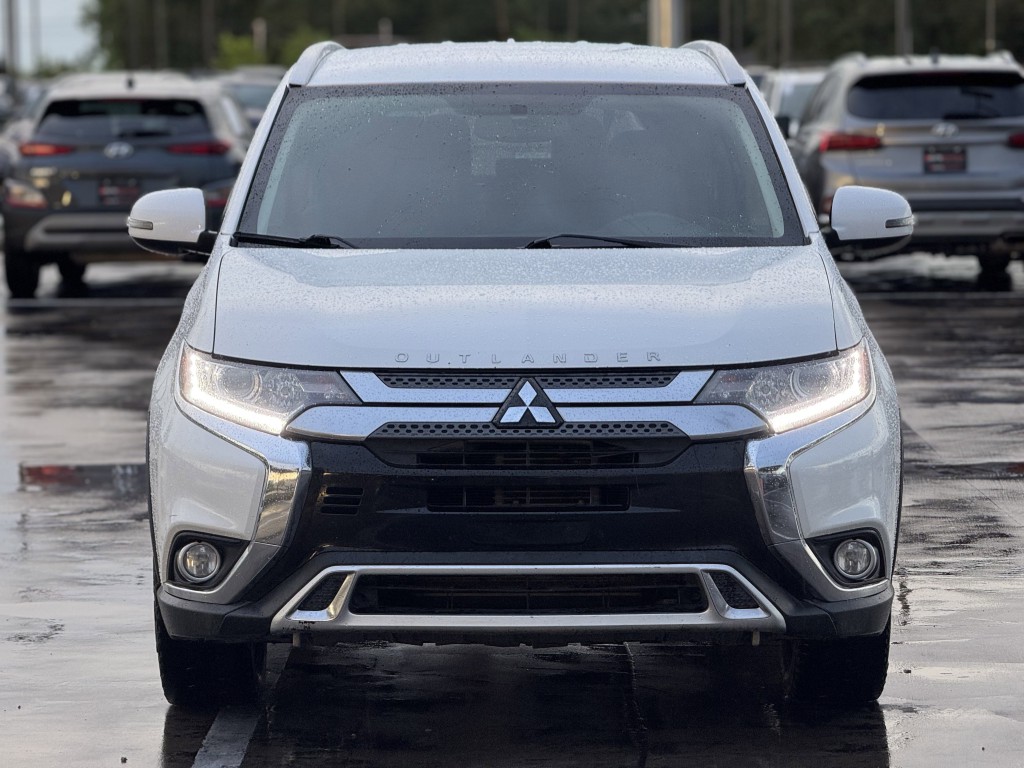 2019 Mitsubishi Outlander Image 6