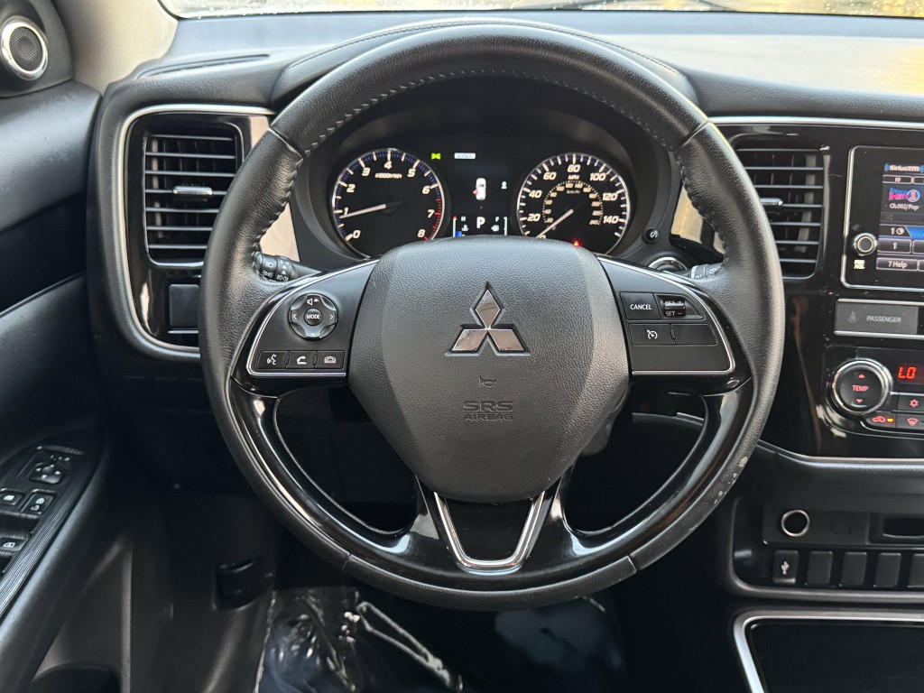 2019 Mitsubishi Outlander Image 15