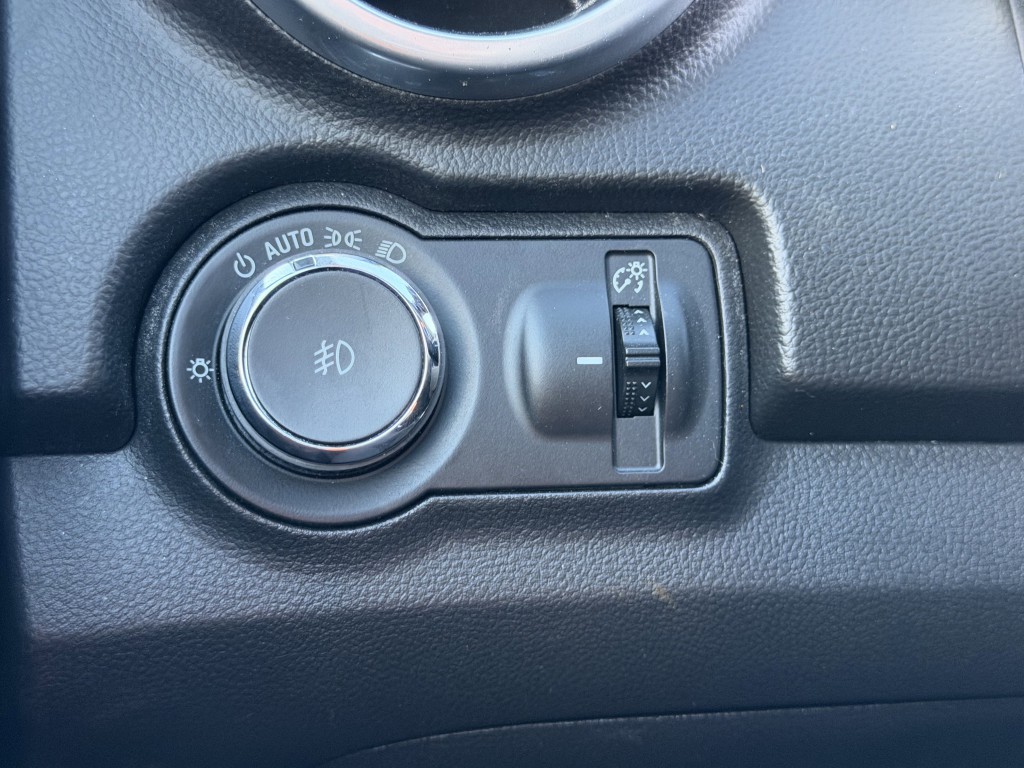 2015 Chevrolet Trax Image 22