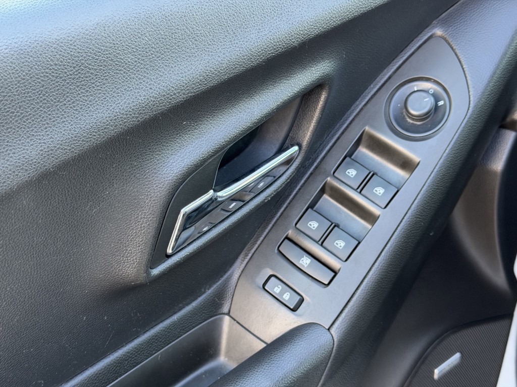 2015 Chevrolet Trax Image 23