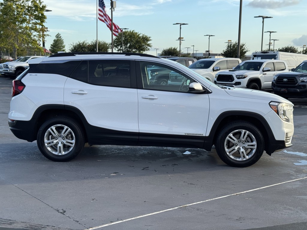 2023 GMC Terrain Image 10