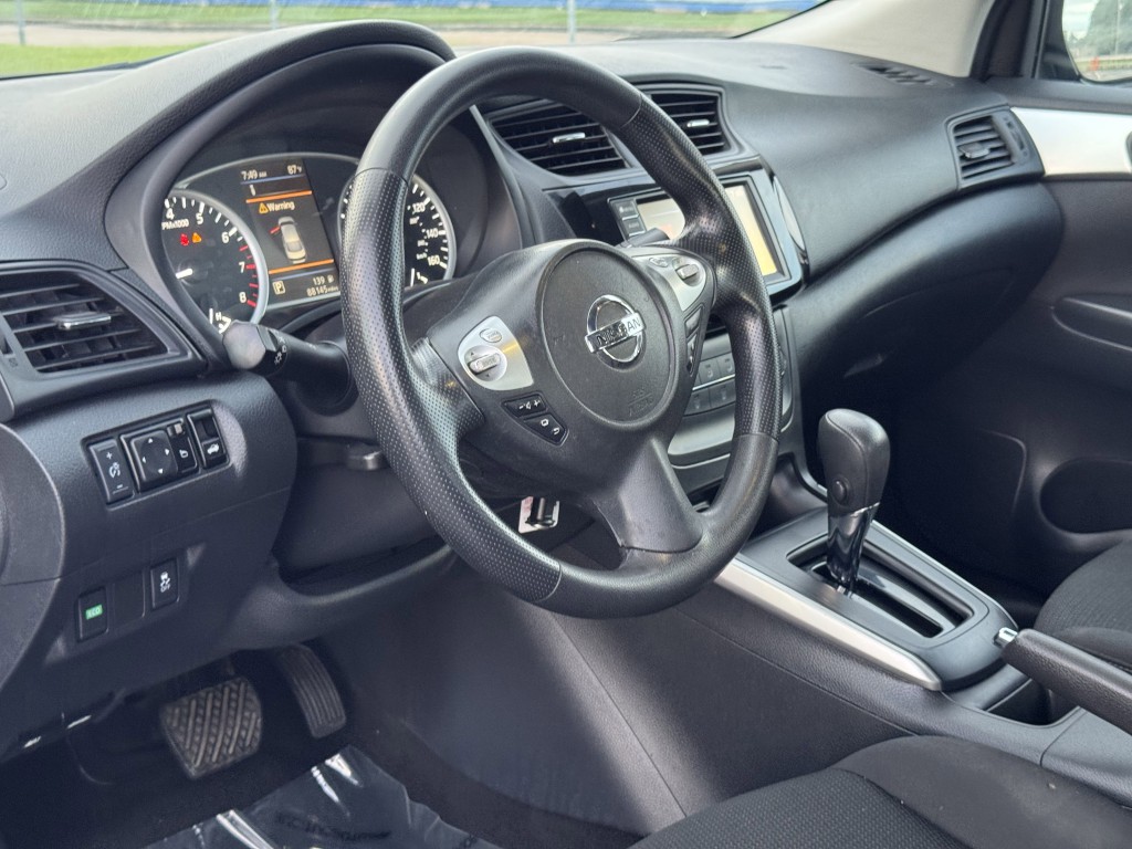 2019 Nissan Sentra Image 12