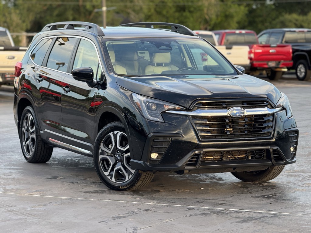 2024 Subaru Ascent Image 3