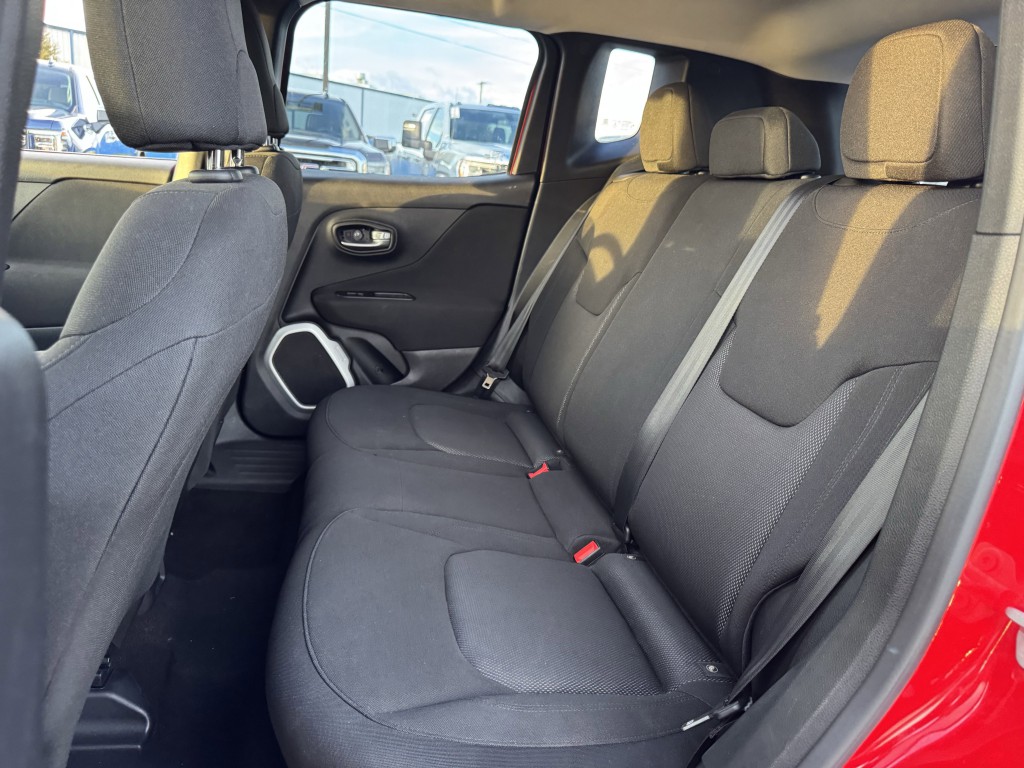 2019 Jeep Renegade Image 24