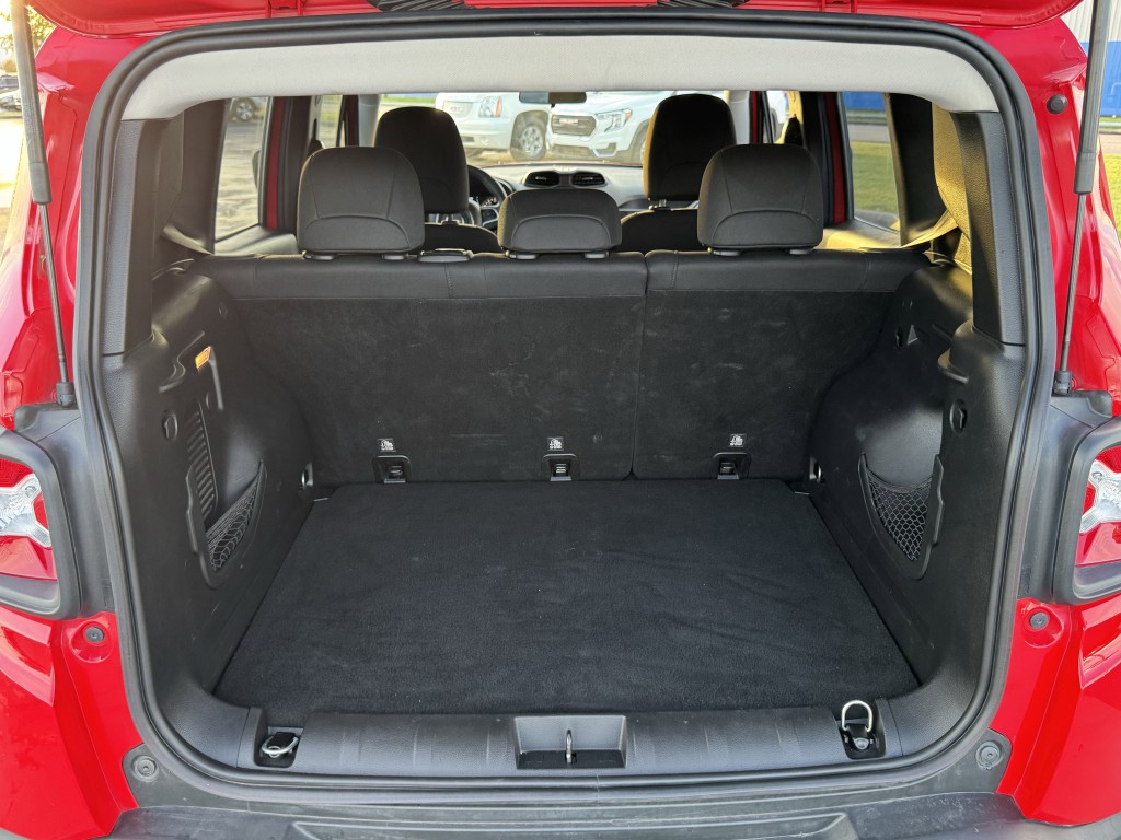 2019 Jeep Renegade Image 25