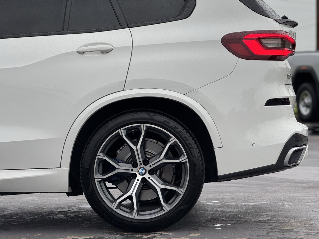 2019 BMW X5 Image 17