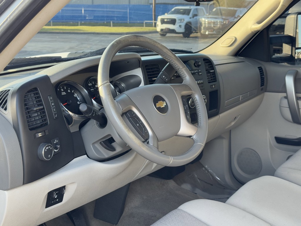 2014 Chevrolet Silverado 1500 Image 12