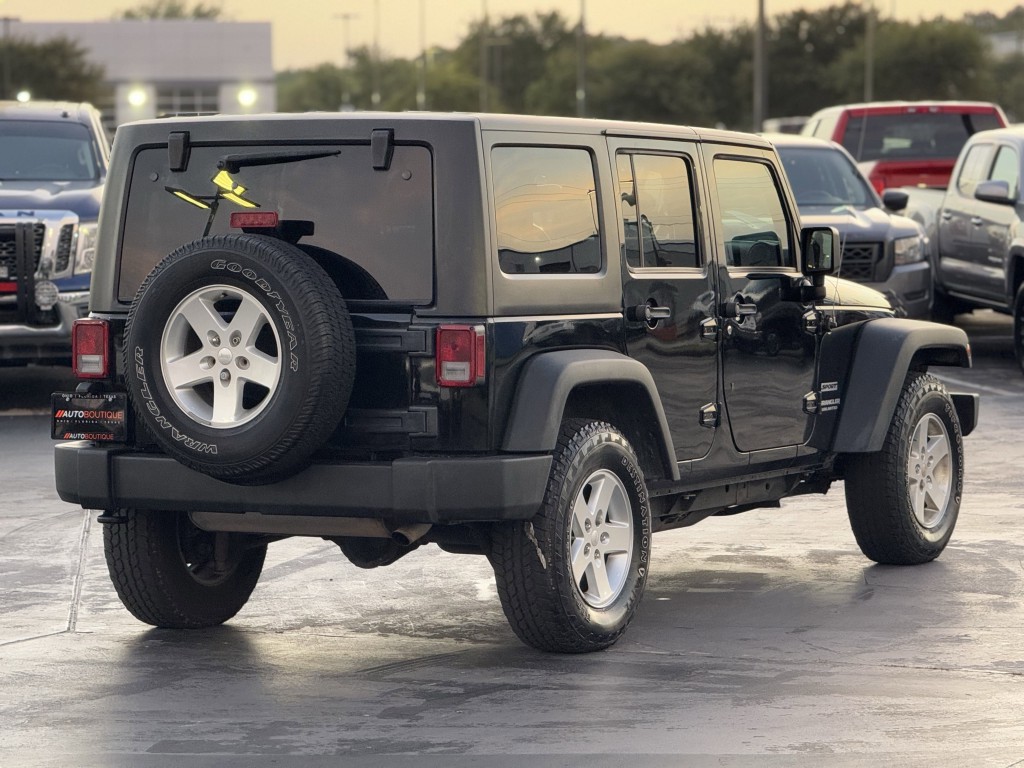 2017 Jeep Wrangler Unlimited Image 11