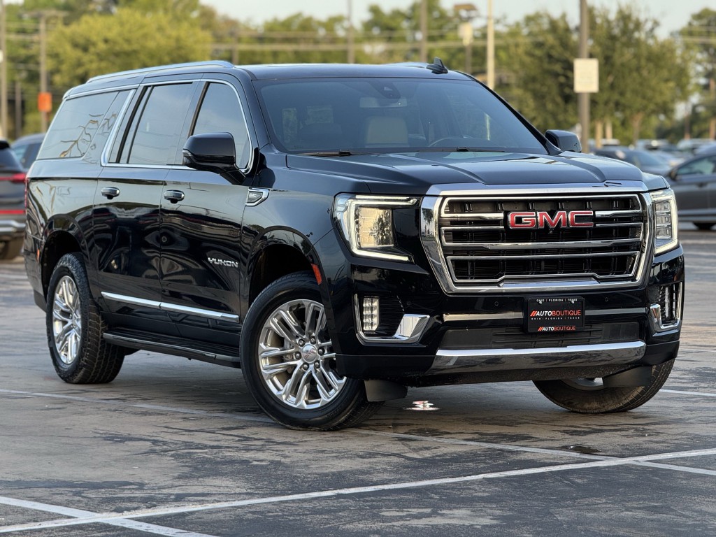 2022 GMC Yukon Image 3