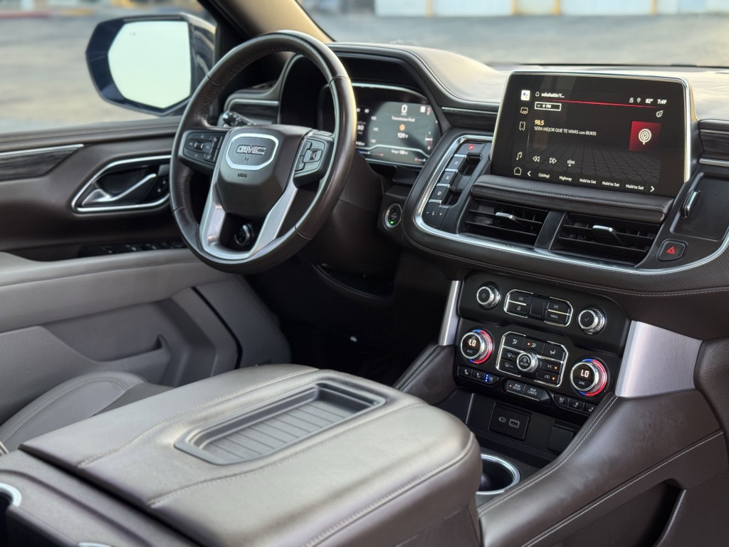 2022 GMC Yukon Image 16
