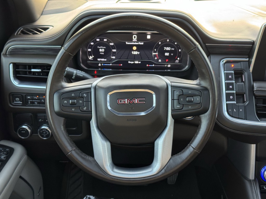 2022 GMC Yukon Image 18