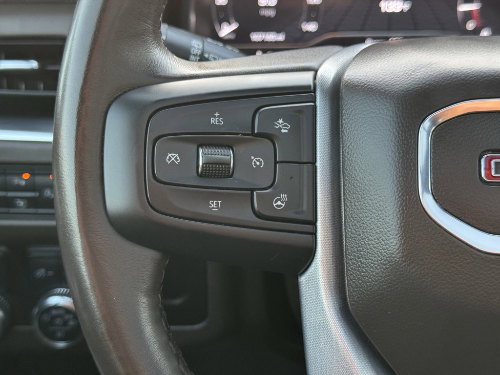 2022 GMC Yukon Image 19