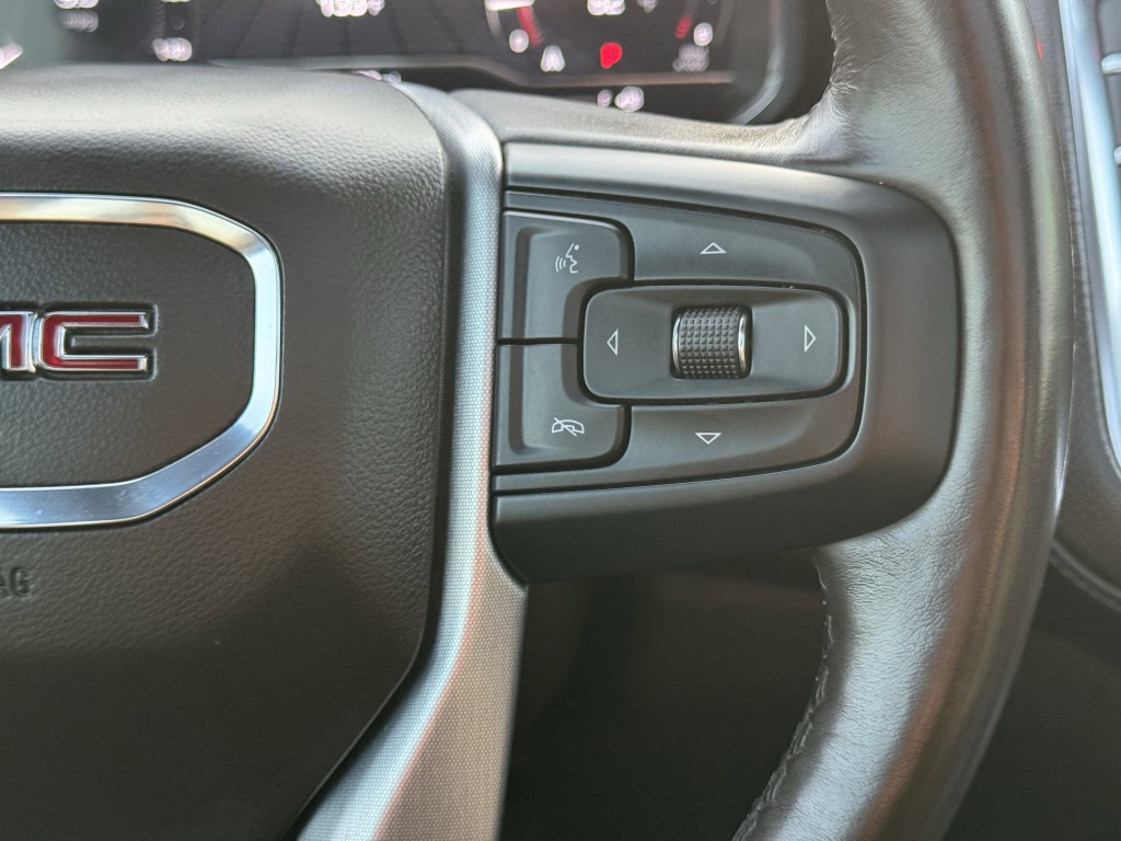 2022 GMC Yukon Image 20