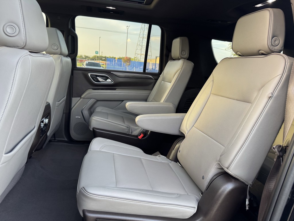 2022 GMC Yukon Image 33