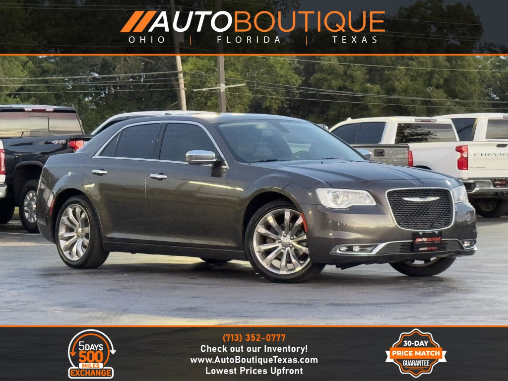 2019 Chrysler 300 Image 1