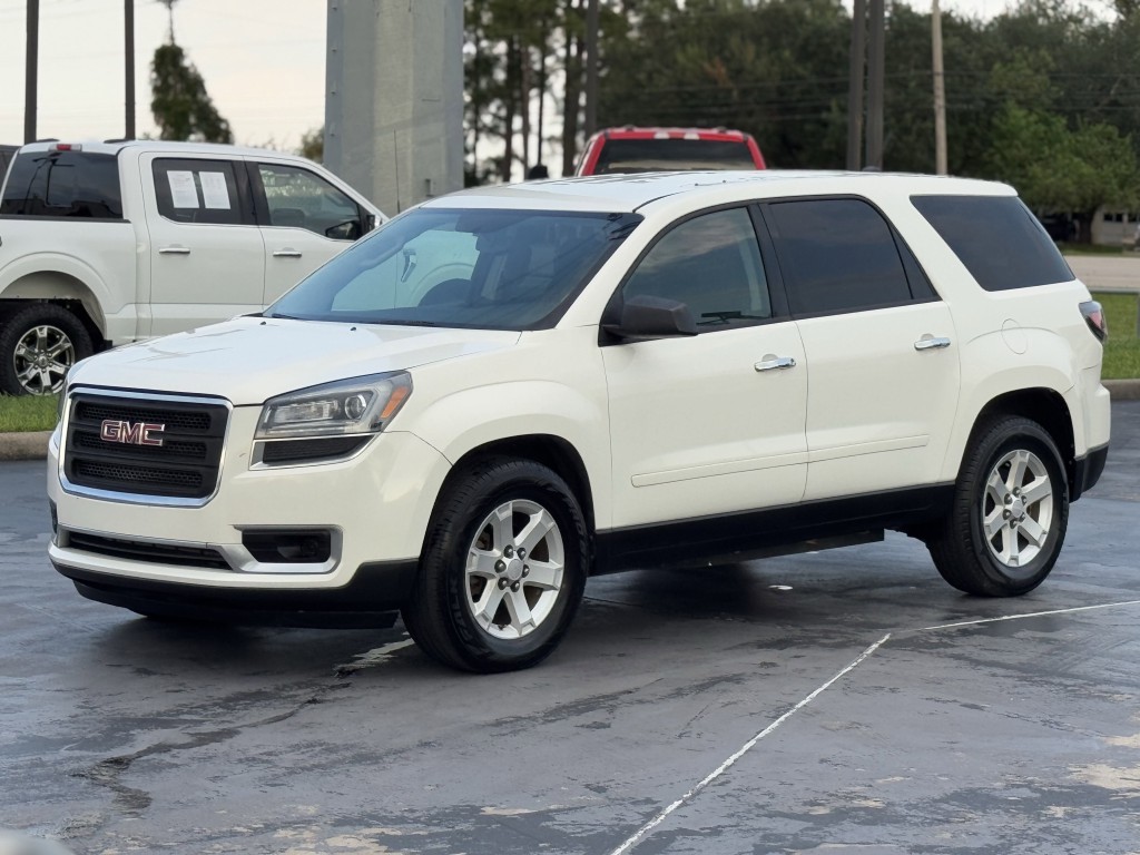 2015 GMC Acadia Image 8