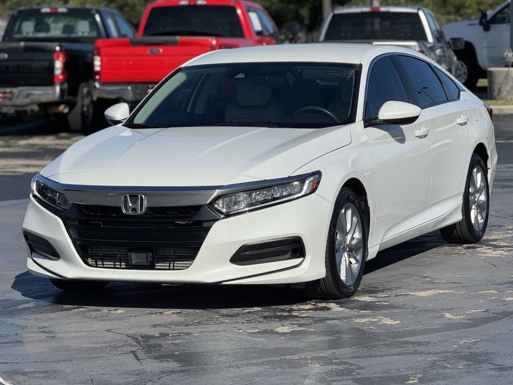 2018 Honda Accord Image 5