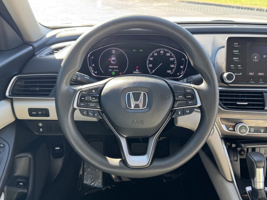 2018 Honda Accord Image 15