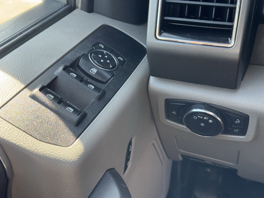 2019 Ford F-250 Image 19